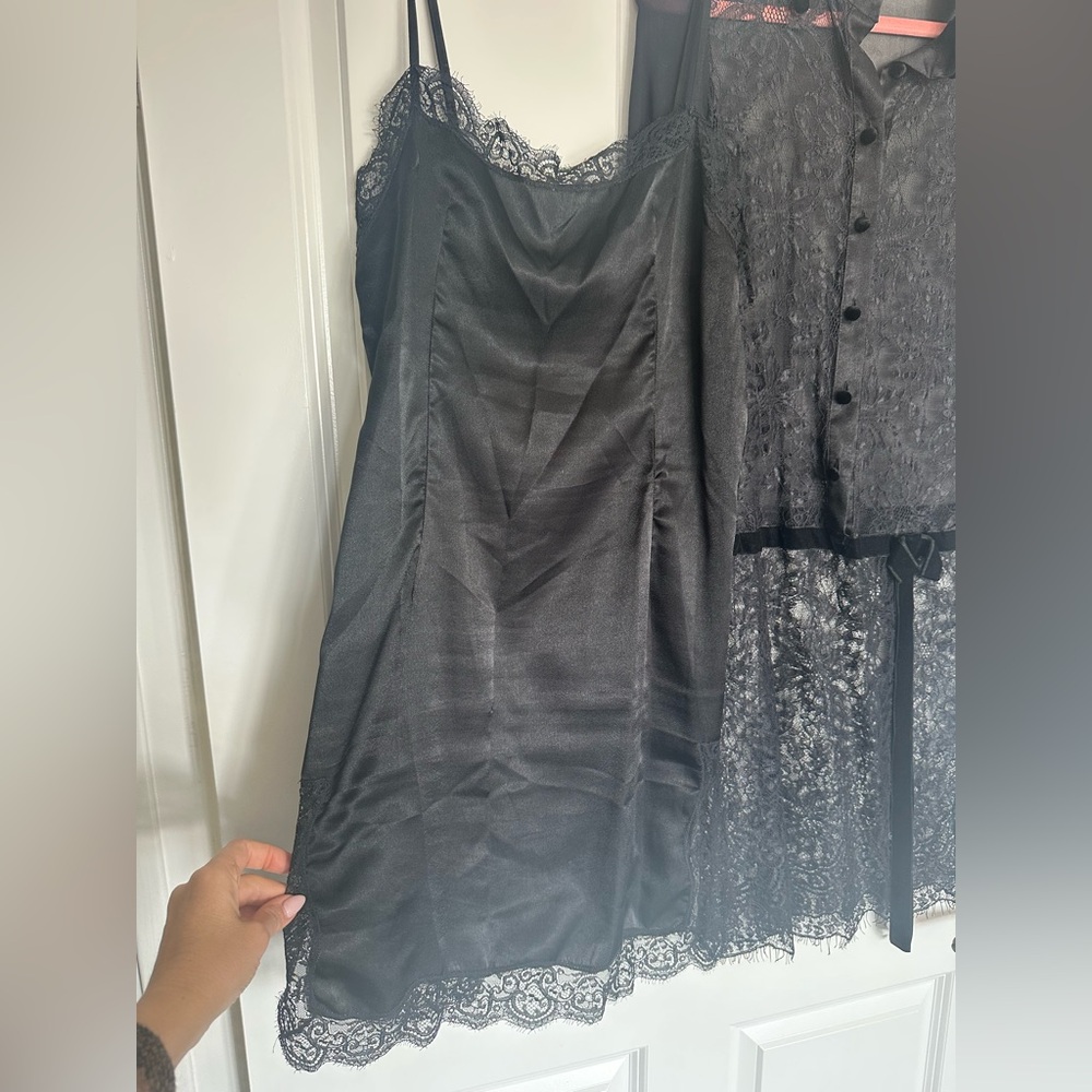 D&G Dolce&Gabbana black lace dress w/ silk camisole slip dress Italian size 42 - Picture 5 of 13